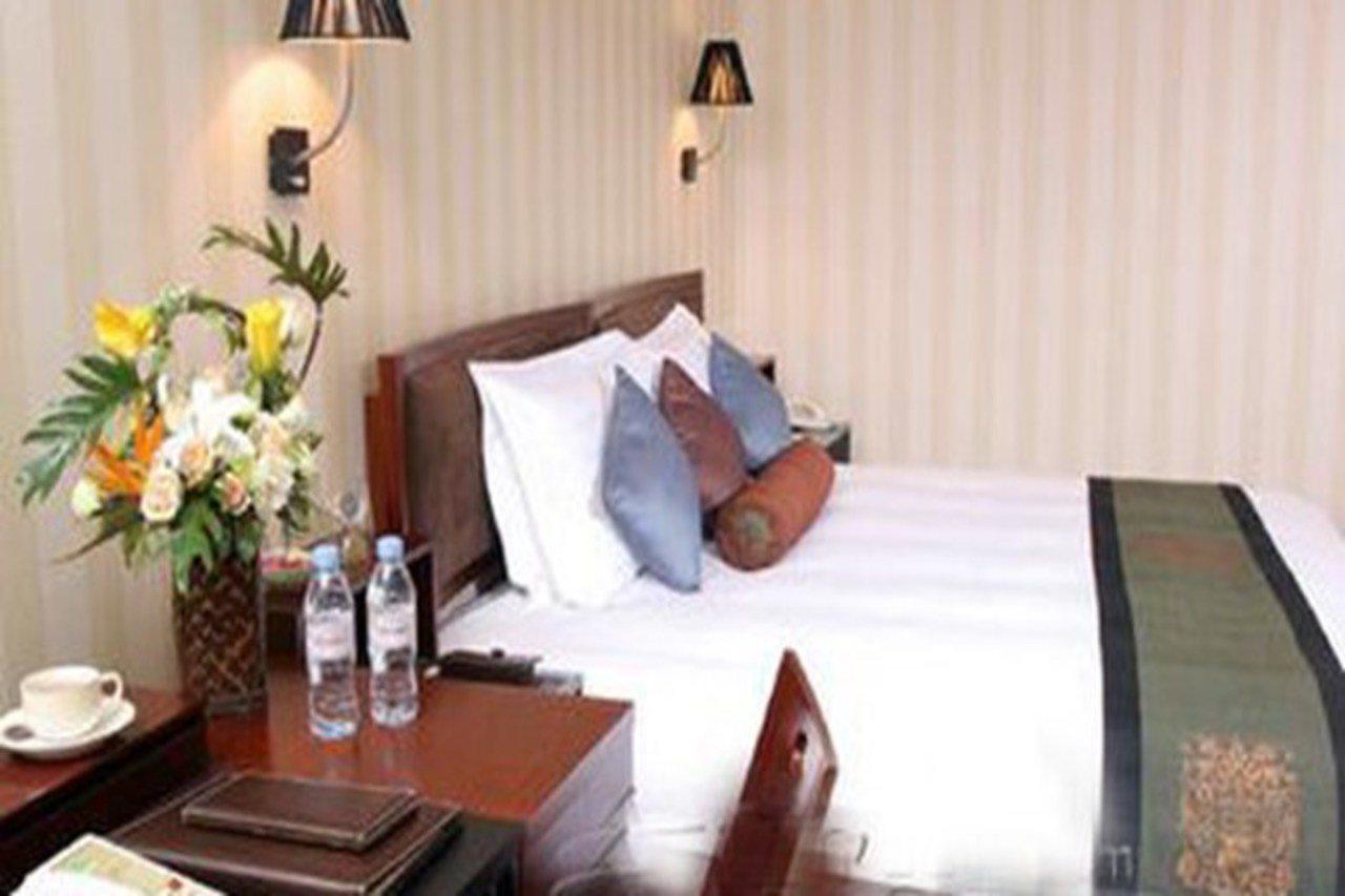 Harriway Garden Hotel Houjie Dongguan  Rum bild